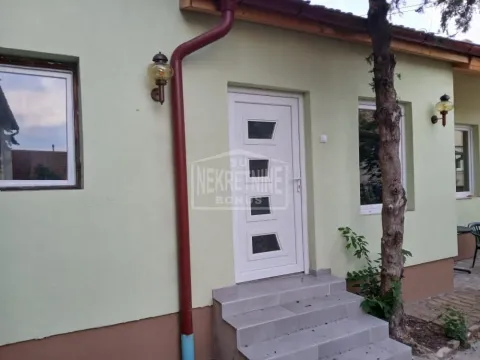 Prodaja, kuća, 165m², Kertvaroš, Subotica - image 13