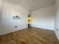 Izdavanje, dvosoban stan, 100m², Blok 9, Podgorica - image 7