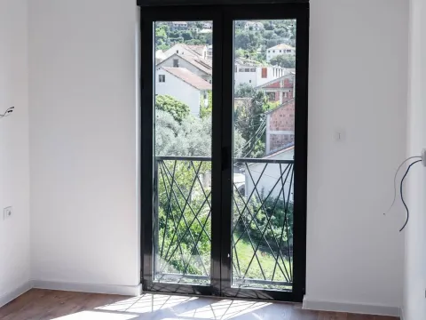 Prodaja, trosoban stan, 82m², Tivat, Crna Gora - image 22