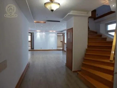 Izdavanje, poslovni prostor, 175m², Stari Grad, Beograd - image 12
