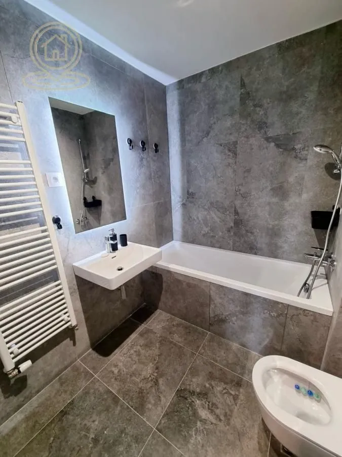 Prodaja, trosoban stan, 82m², Novi Beograd Blok 67, Novi Beograd Sve Podlokacije