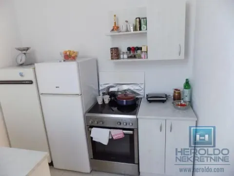 Prodaja, trosoban stan, 104m², Ćuprija, Srbija - image 36