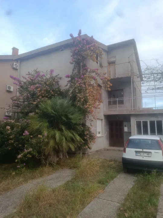 Prodaja, kuća, 152m², Tološi, Podgorica