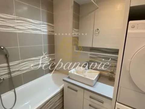 Sale, four bedroom apartment, 86m², Nova Detelinara, Novi Sad Sve Podlokacije - image 8