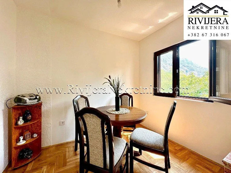 Prodaja, dvosoban stan, 70m², Dobrota, Kotor