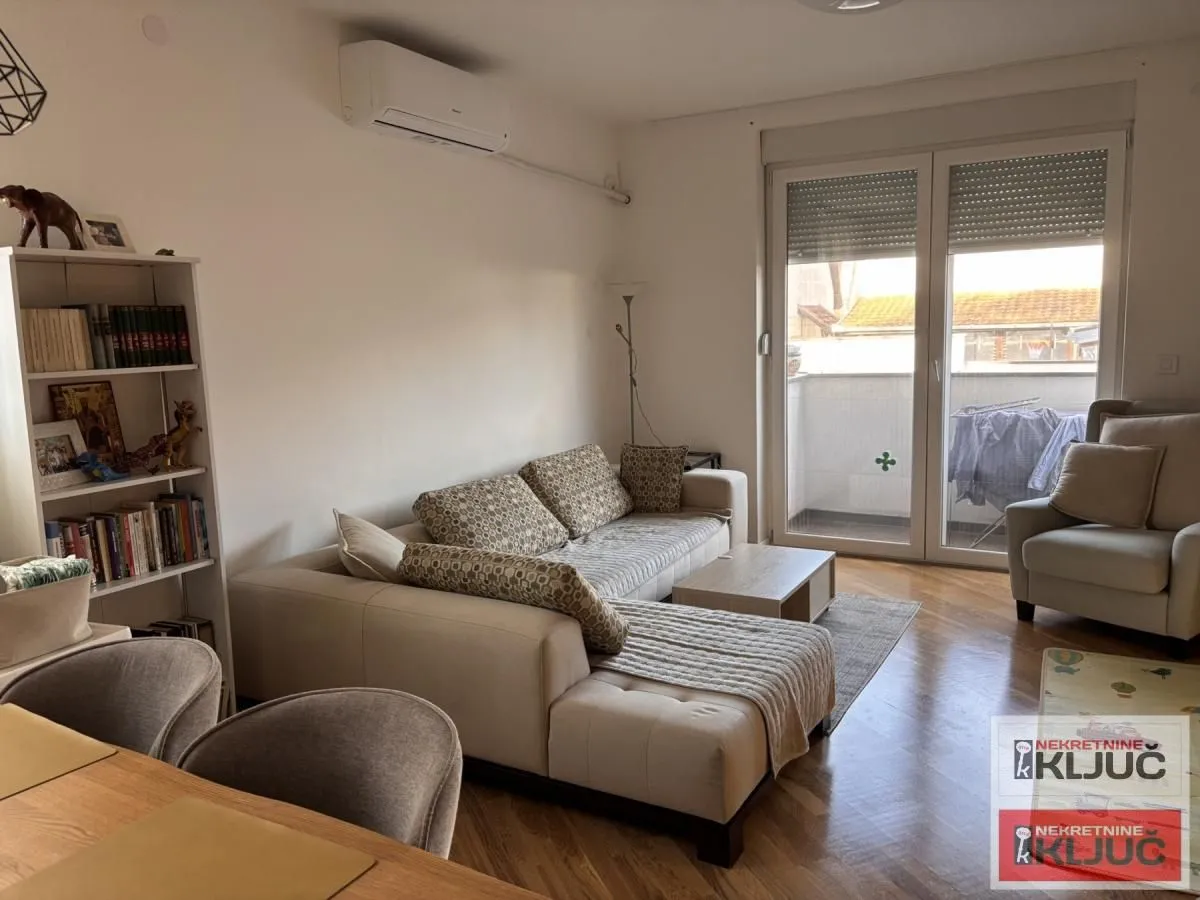 Prodaja, četvorosoban stan, 82m², Telep, Novi Sad Sve Podlokacije