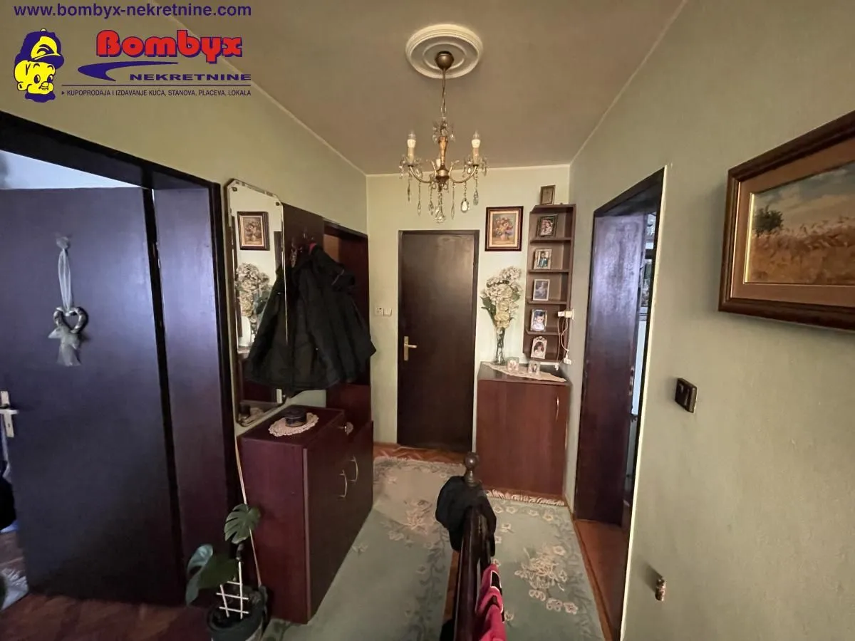Prodaja, kuća, 155m², Sremska Kamenica, Petrovaradin