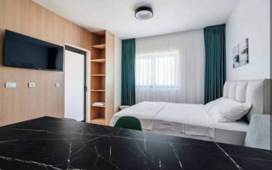 Rent, studio apartment, 30m², Bečići, Budva