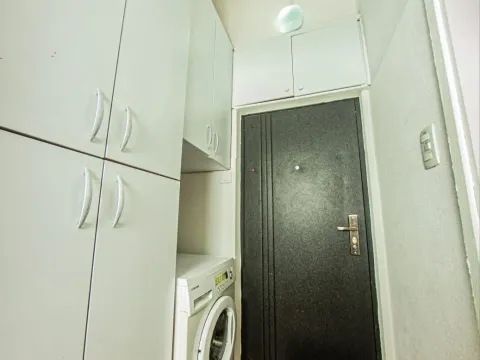 Prodaja, dvosoban stan, 48m², Centar, Bar - image 3