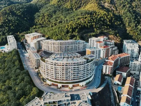 Sale, two bedroom apartment, 77m², Bečići, Budva - image 10
