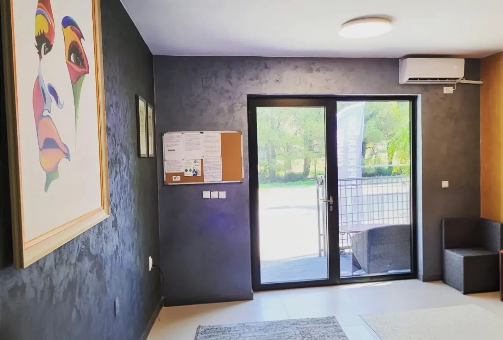 Rent, office space, 33m², Čeluga, Bar