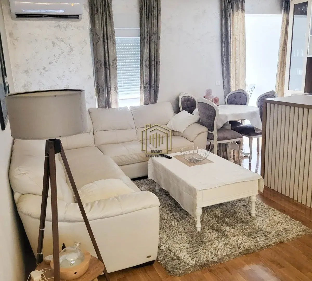 Izdavanje, jednosoban stan, 51m², Centar, Budva