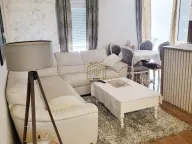 Izdavanje, jednosoban stan, 51m², Centar, Budva - image 1