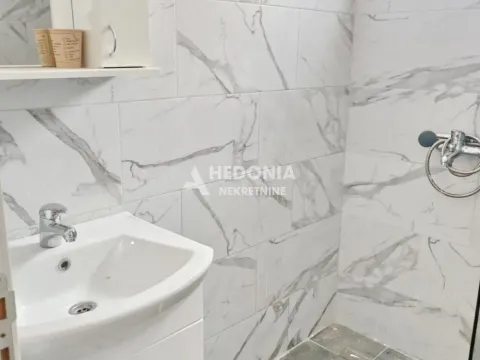 Izdavanje, dvosoban stan, 50m², Krnjaca, Palilula Sve Podlokacije - image 9