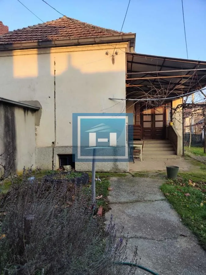 Prodaja, kuća, 200m², Dragocvet, Jagodina