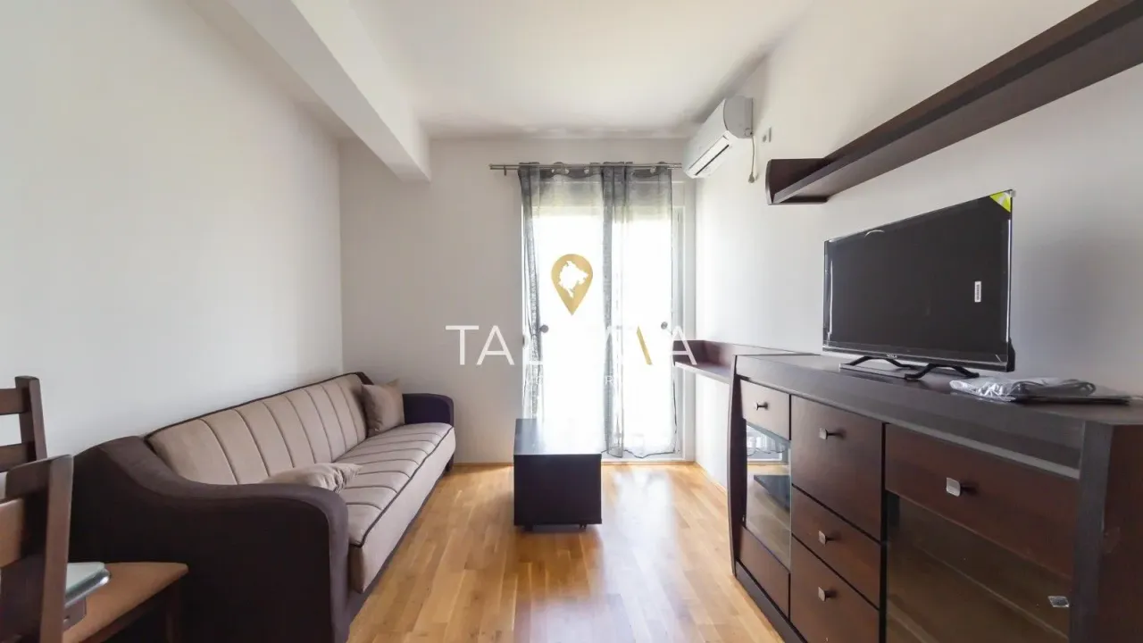 Rent, one bedroom apartment, 36m², Stari Aerodrom, Podgorica