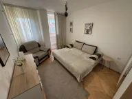 Izdavanje, dvosoban stan, 52m², Bulevar, Niš - image 8