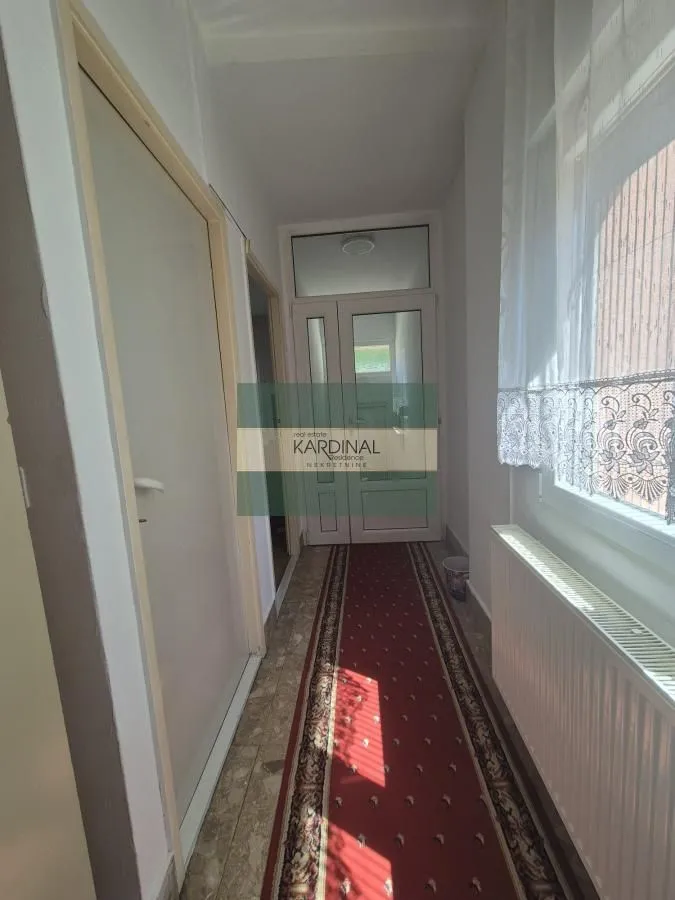 Prodaja, četvorosoban stan, 120m², Strelište, Jagodina