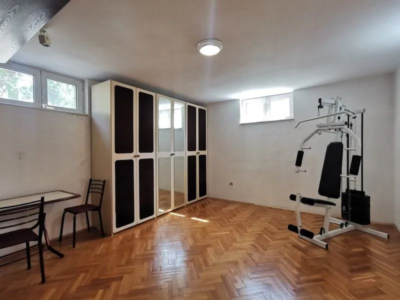 Sale, house, 489m², Zagorič, Podgorica