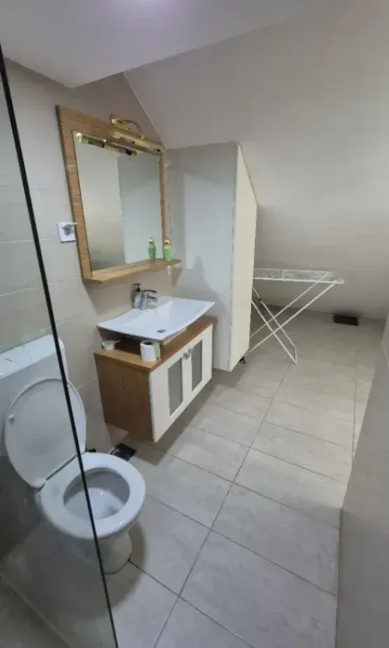 Prodaja, dvosoban stan, 120m², Stari Aerodrom, Podgorica