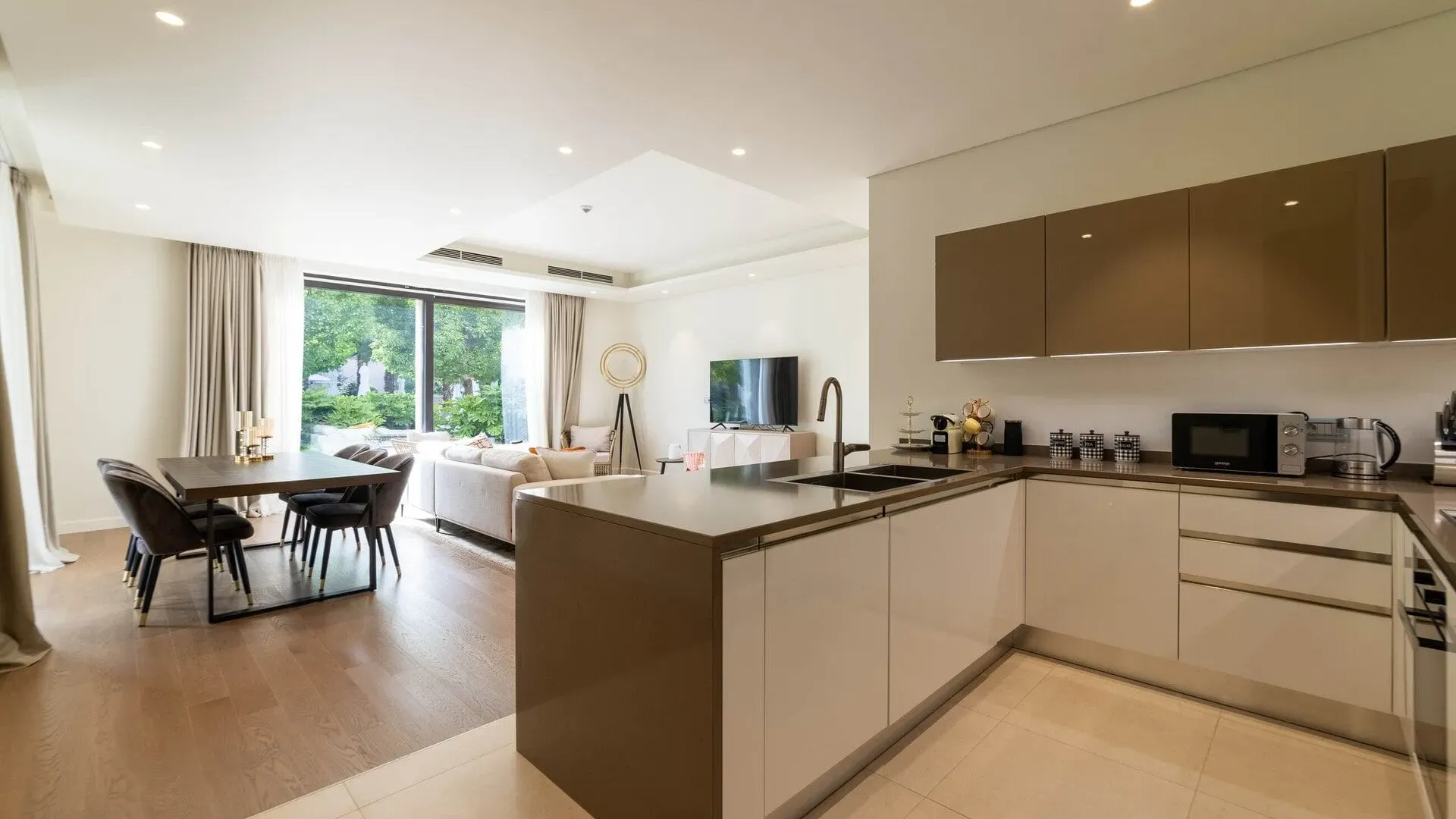 Prodaja, trosoban stan, 179m², Portonovi, Herceg Novi