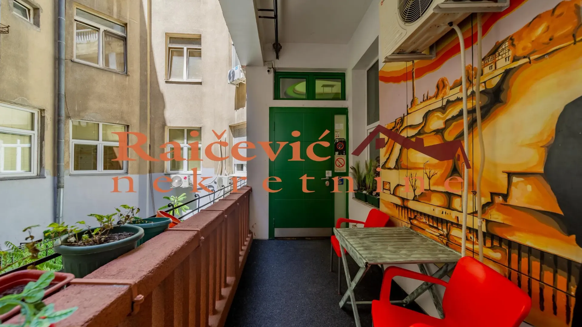 Prodaja, stan, 103m², Centar, Požarevac