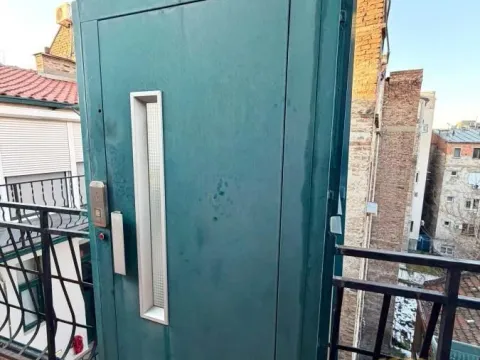 Rent, apartment, 200m², Stari Grad, Beograd - image 4