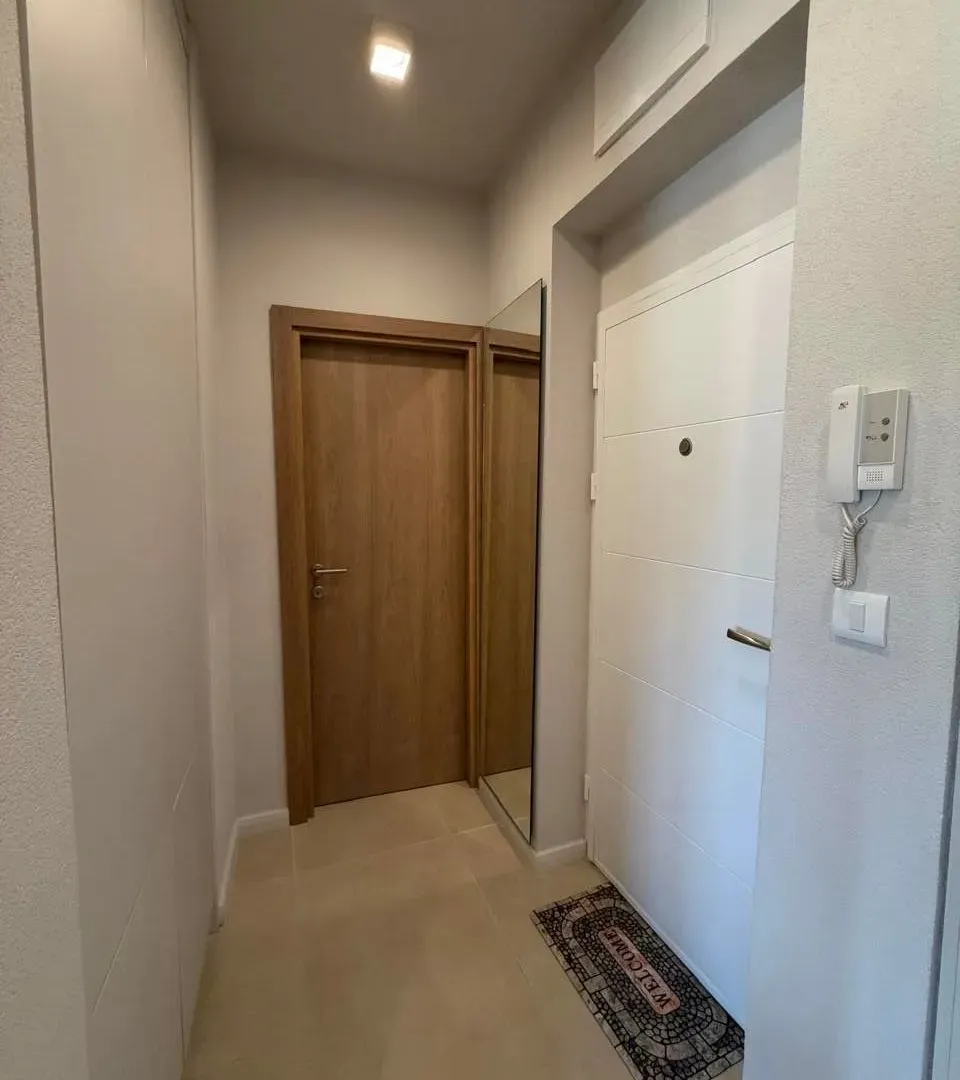 Rent, one bedroom apartment, 45m², Centar, Tivat