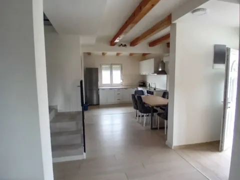 Izdavanje, dvosoban stan, 140m², Donja Gorica, Podgorica - image 10