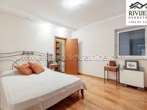 Sale, three bedroom apartment, 244m², Centar, Herceg Novi - image 43