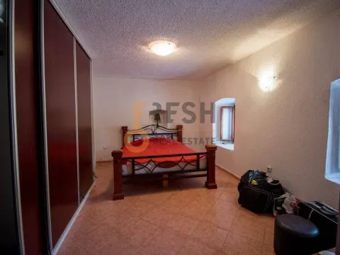 Sale, house, 440m², Budva, Crna Gora - image 9