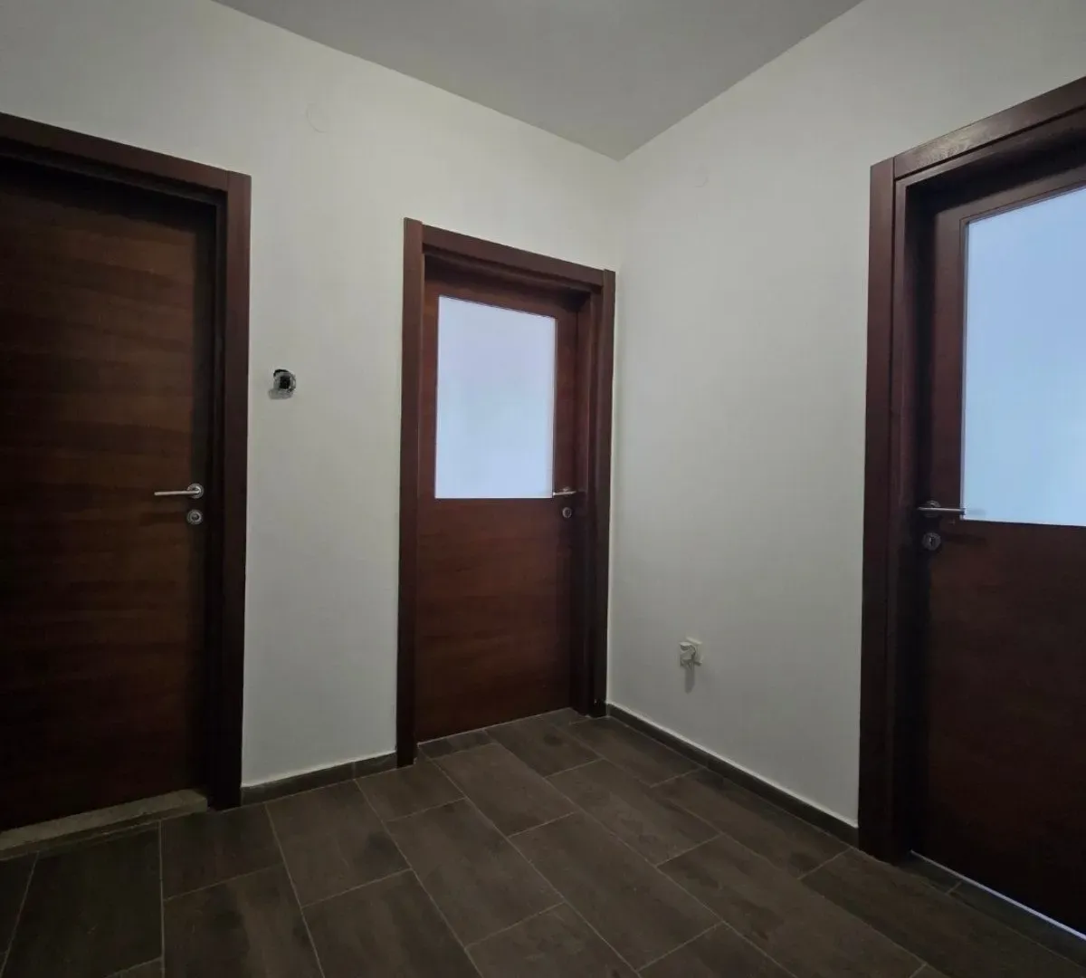 Prodaja, dvosoban stan, 73m², Blok 9, Podgorica