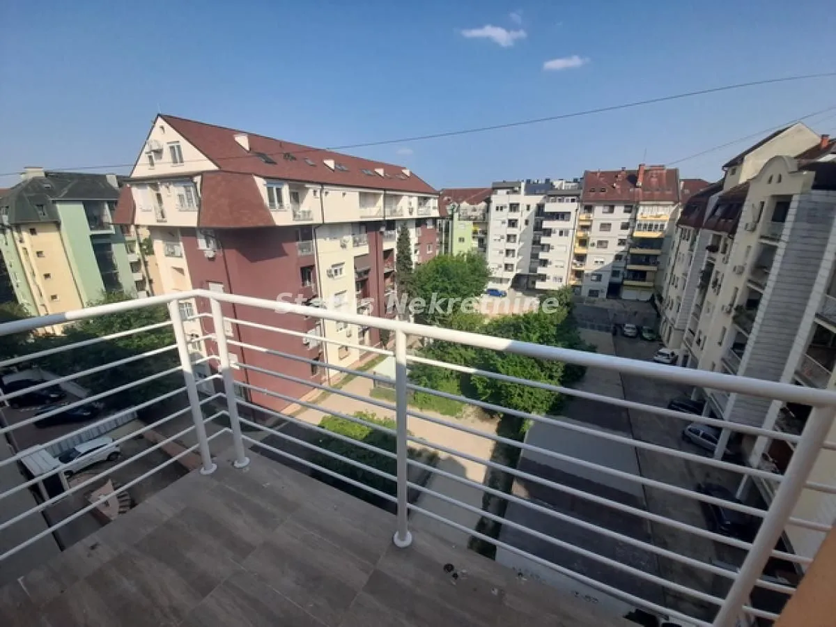 Sale, two bedroom apartment, 63m², Grbavica, Novi Sad Sve Podlokacije