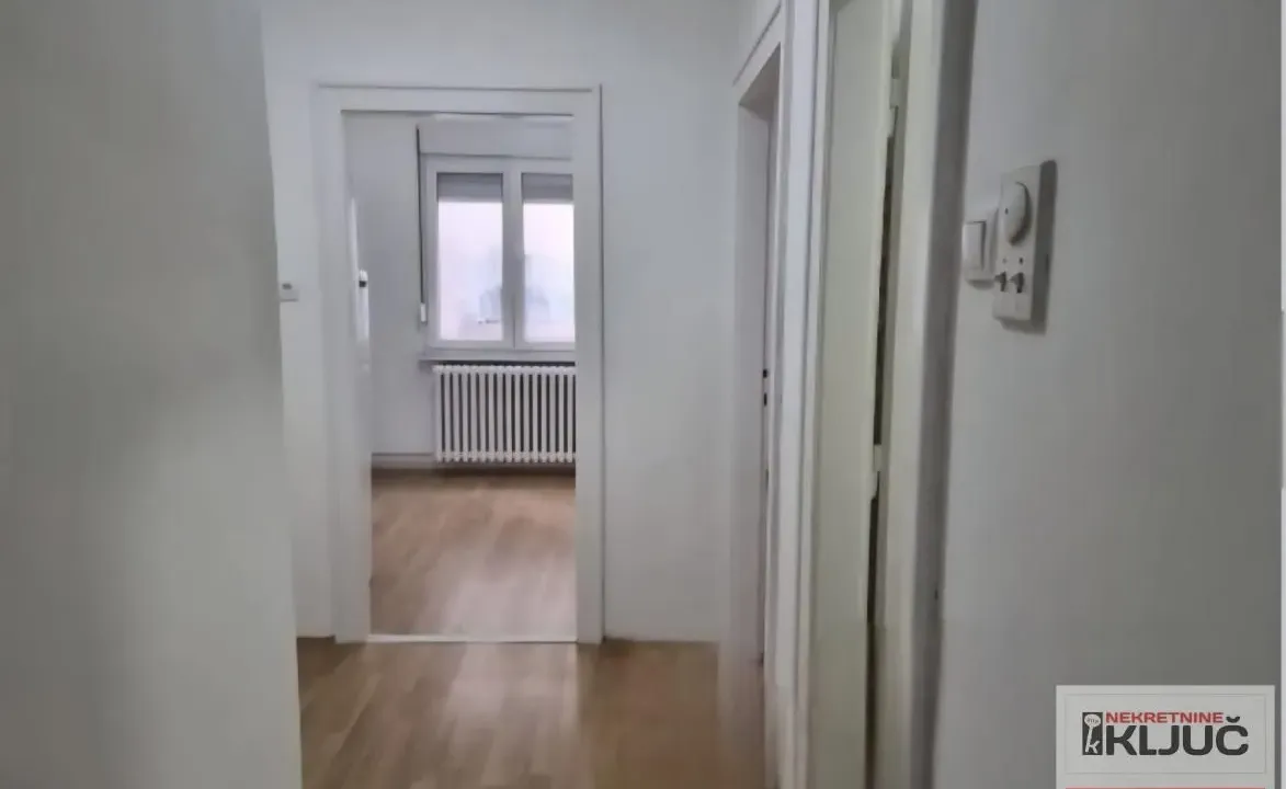 Sale, two bedroom apartment, 50m², Centar, Novi Sad