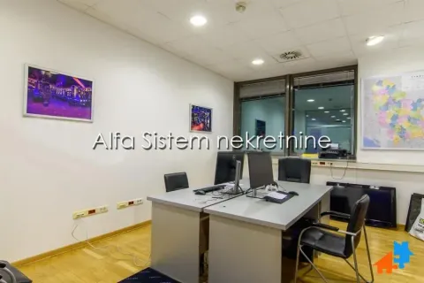 Rent, office space, 335m², Bezanijska Kosa 1, Bežanijska Kosa Sve Podlokacije - image 17