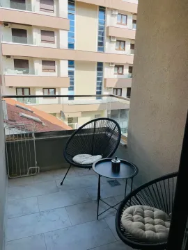 Rent, one bedroom apartment, 55m², Budva, Crna Gora - image 5