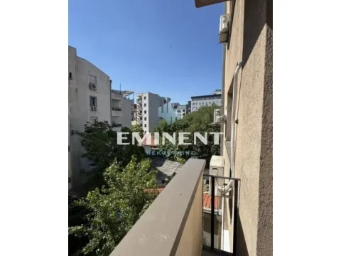 Izdavanje, dvosoban stan, 41m², Palilula Sve Podlokacije, Beograd - image 17