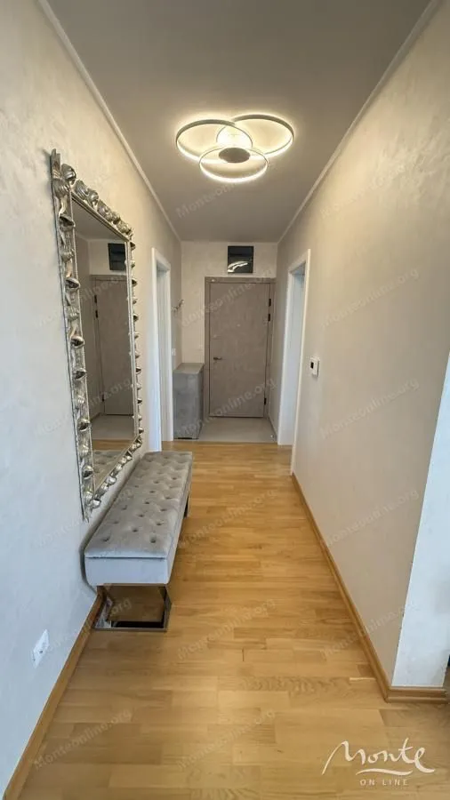 Sale, three bedroom apartment, 104m², Bečići, Budva