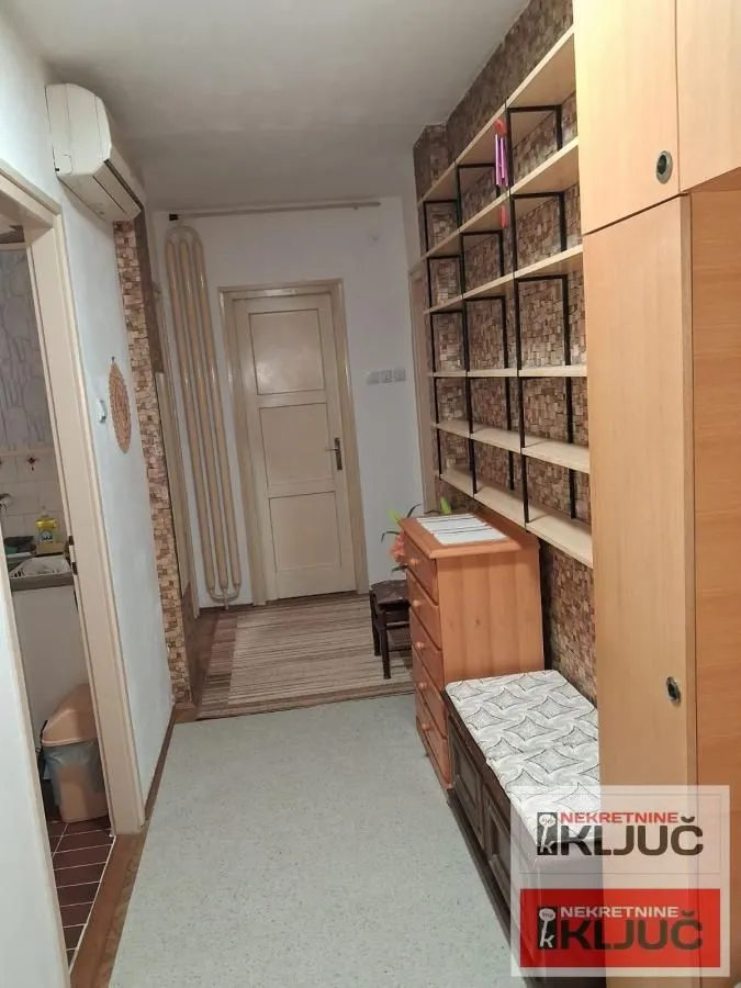 Prodaja, dvosoban stan, 58m², Centar, Novi Sad