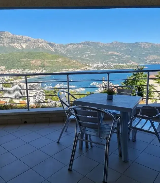 Sale, one bedroom apartment, 69m², Centar, Budva