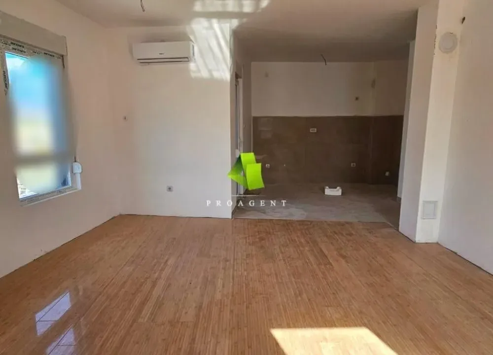 Sale, two bedroom apartment, 70m², Pantelej, Niš