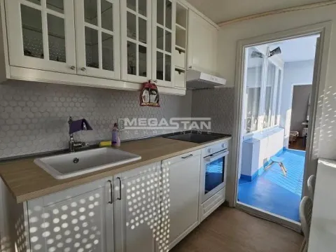 Rent, three bedroom apartment, 75m², Zvezdara Sve Podlokacije, Beograd - image 11