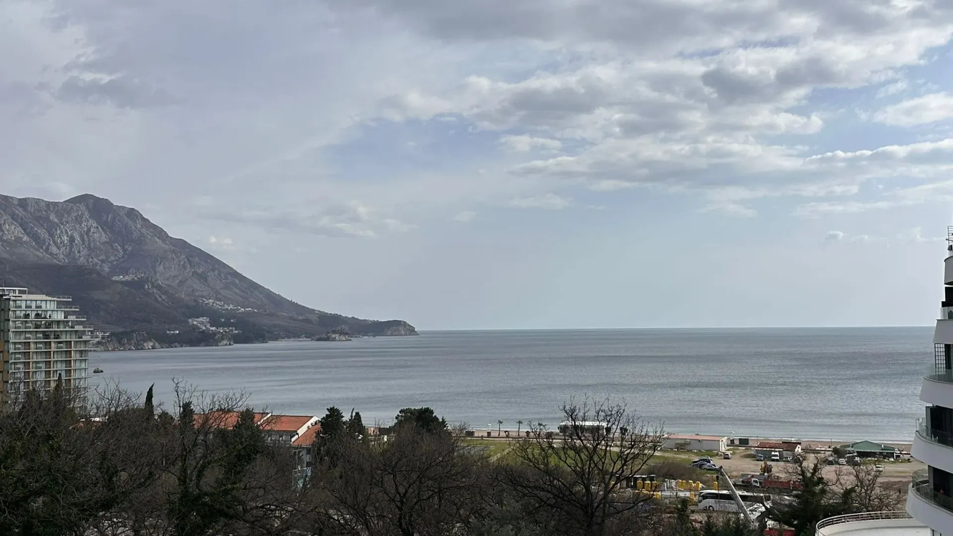 Sale, studio apartment, 32m², Bečići, Budva
