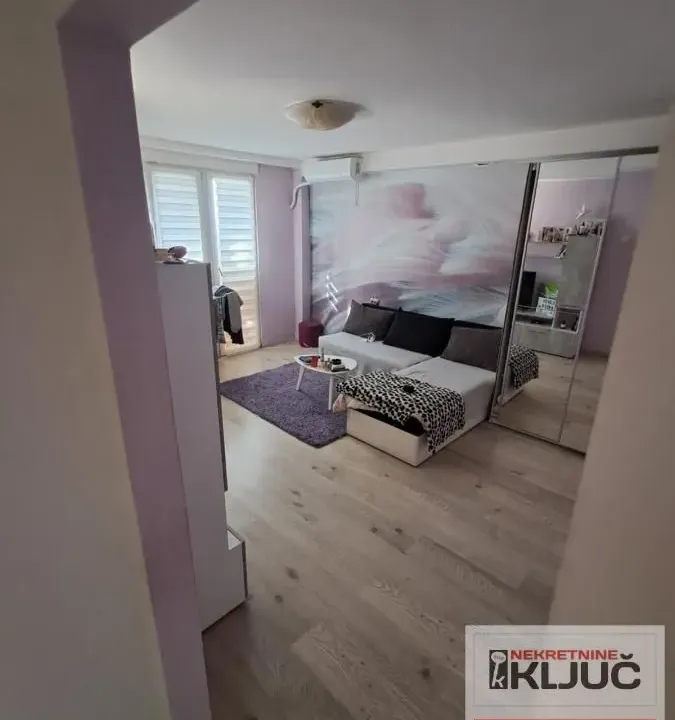 Prodaja, dvosoban stan, 51m², Rotkvarija, Novi Sad Sve Podlokacije