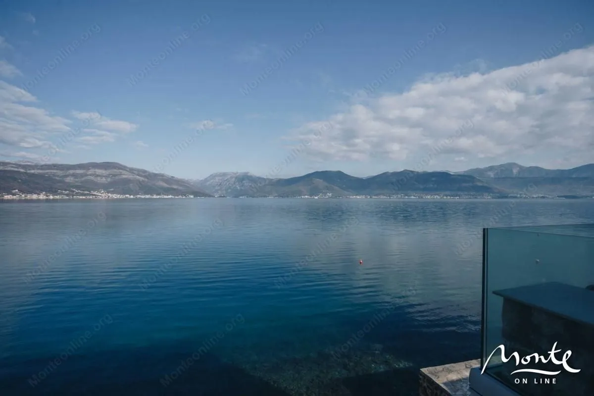 Prodaja, kuća, 314m², Tivat, Crna Gora