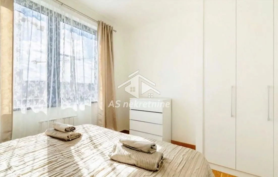 Rent, three bedroom apartment, 86m², Savski Venac, Beograd