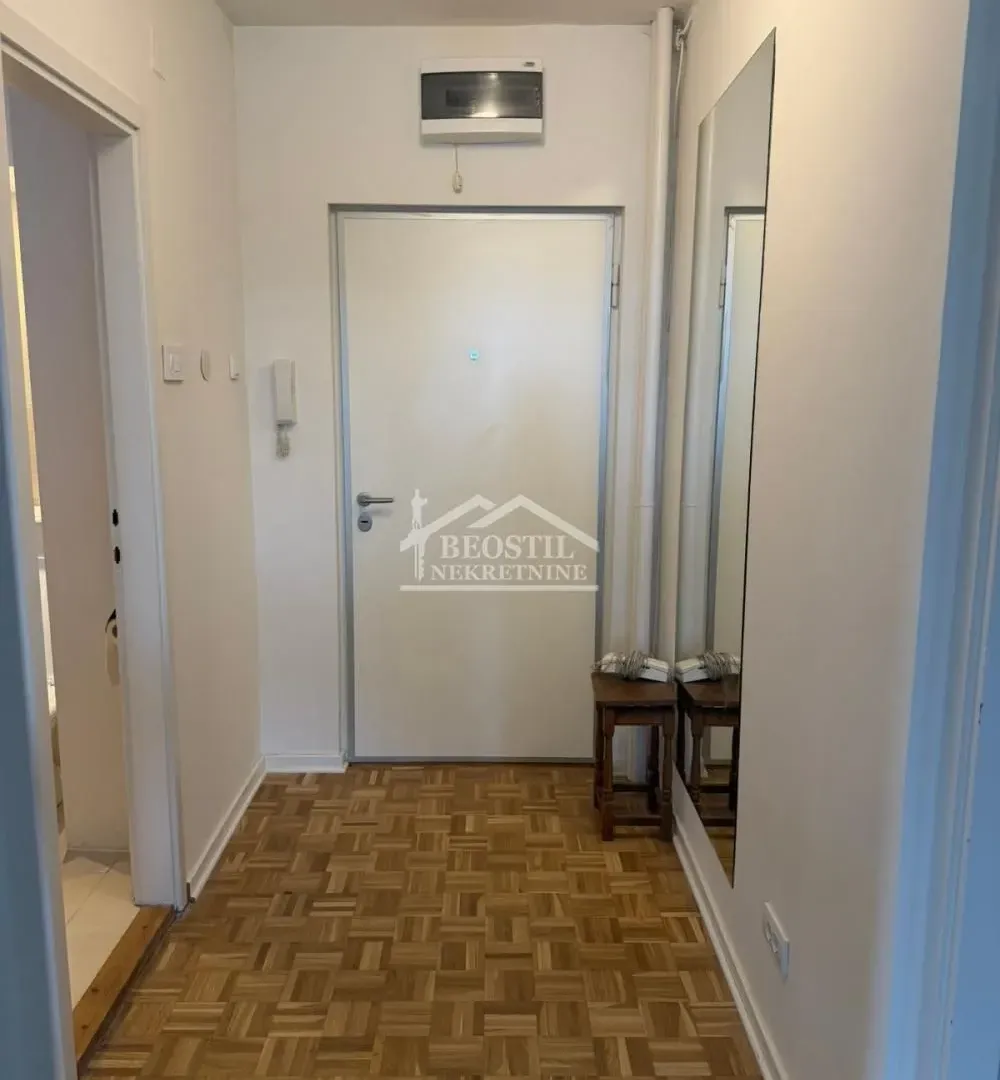 Izdavanje, dvosoban stan, 55m², Voždovac Sve Podlokacije, Beograd