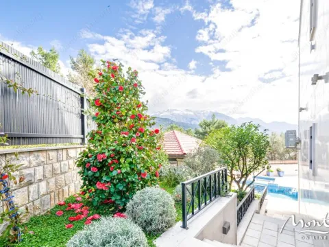 Prodaja, kuća, 240m², Tivat, Crna Gora - image 7