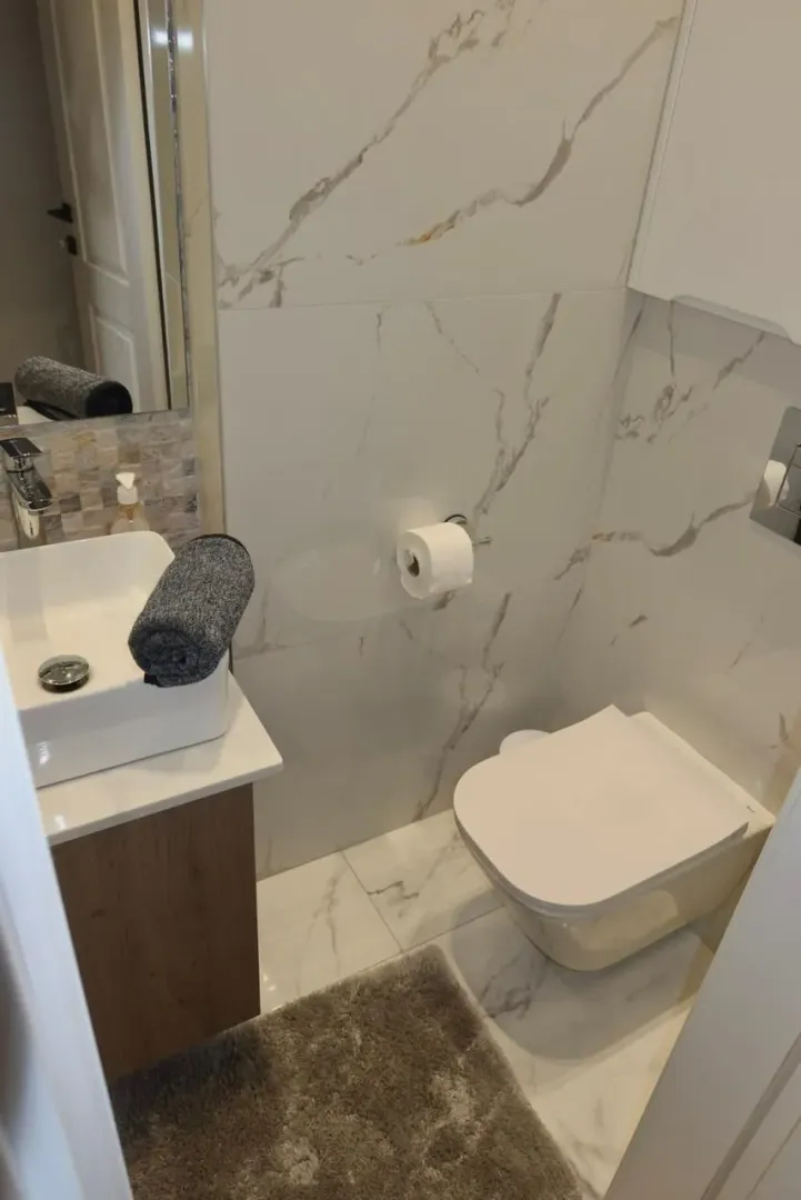 Rent, two bedroom apartment, 75m², Centar, Tivat