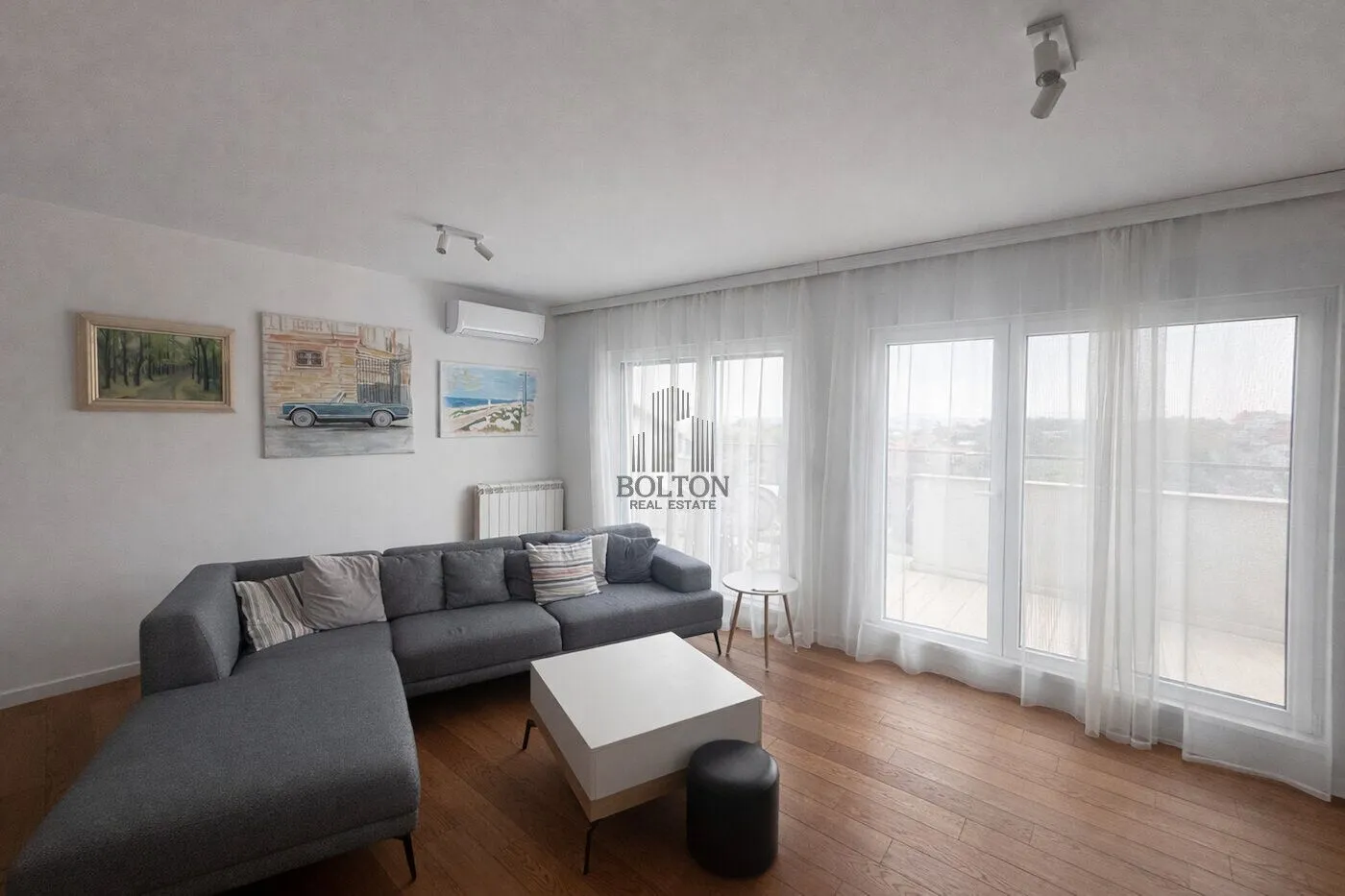 Prodaja, četvorosoban stan, 99m², Zvezdara, Zvezdara Sve Podlokacije